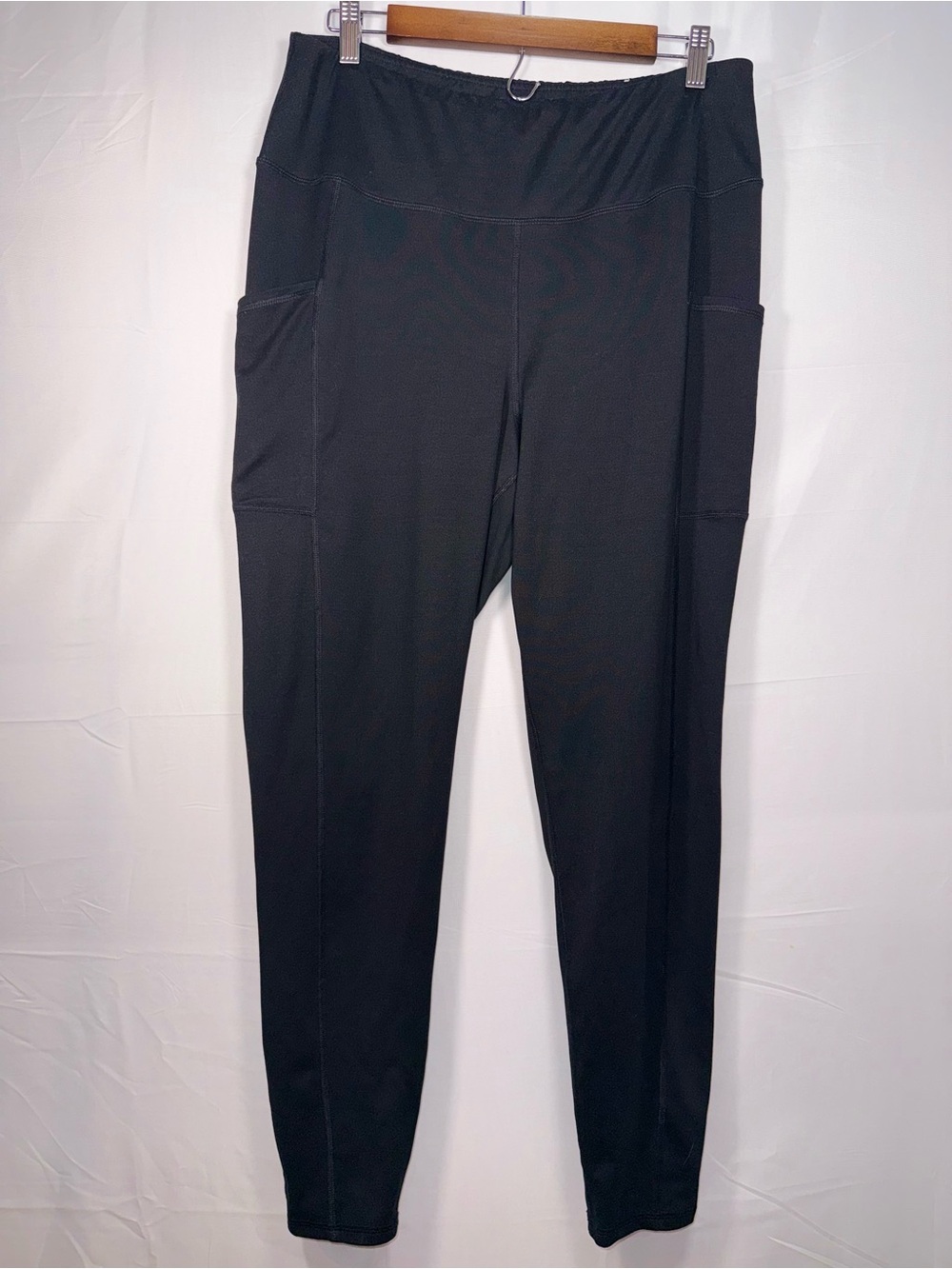Maurices women Plus Size Black High-Waist Active Ankle Leggings With pockets 1X